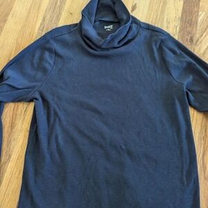 Duluth navy blue turtleneck sweater‎